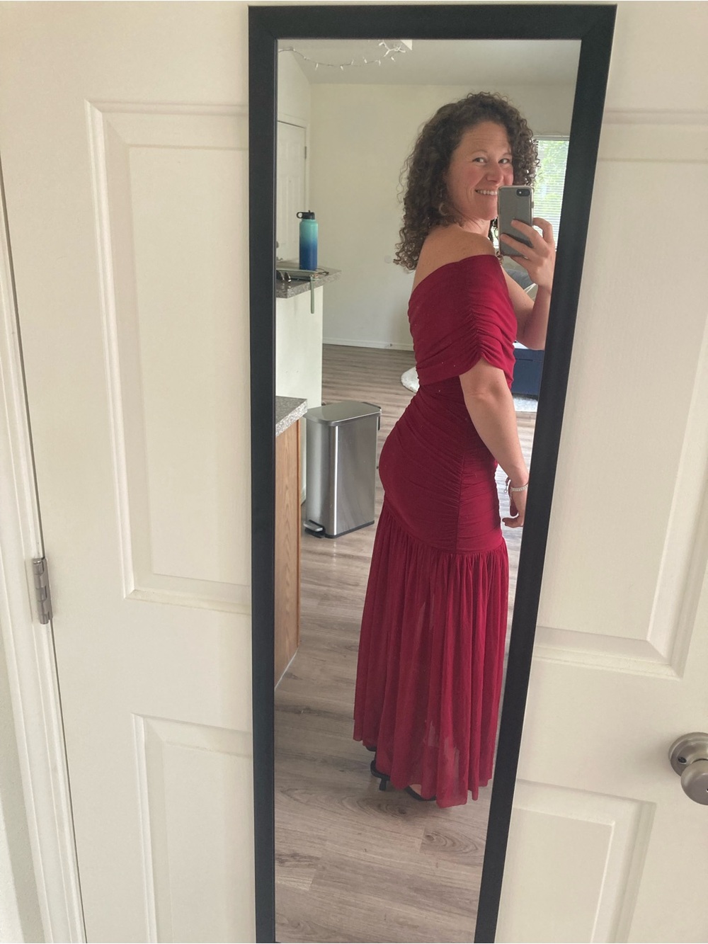 Amazon One-Shoulder Ruched Evening Gown - Picture 5 of 6